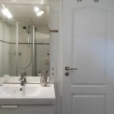 Apartment Close To Nature Lake And Starnberg Апартаменты *
