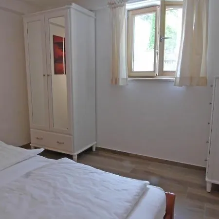 Apartment Close To Nature Lake And Starnberg Апартаменты Штарнберг