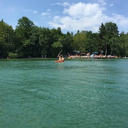 Апартаменты Apartment Close To Nature Lake And Starnberg