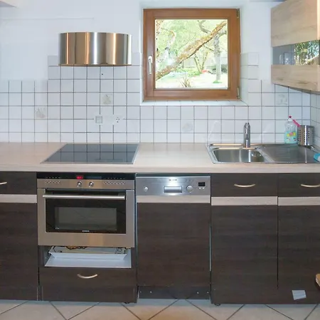 Apartment Close To Nature Lake And Starnberg Апартаменты Штарнберг