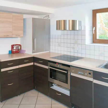 Апартаменты Apartment Close To Nature Lake And Starnberg Штарнберг